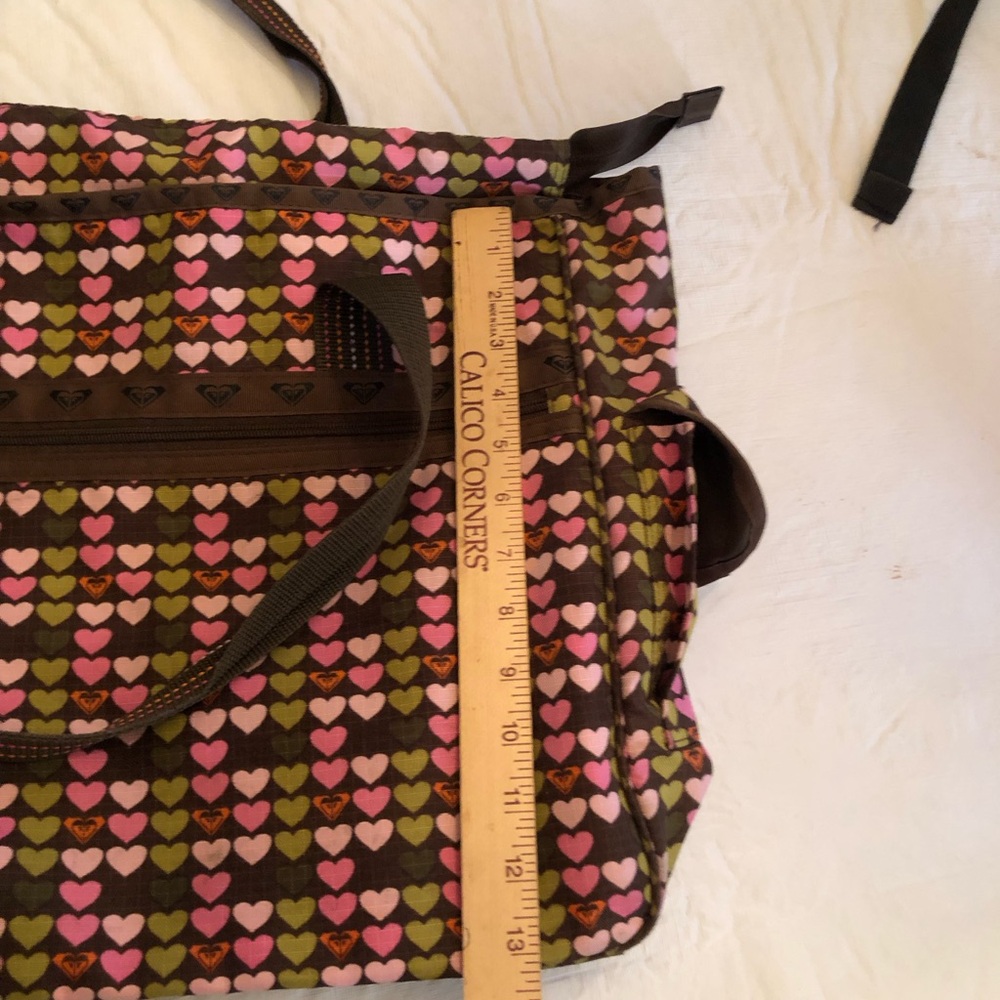Roxy overnight weekend Heart Patterned Tote Bag - Pink and Brown - Picture 8 of 9